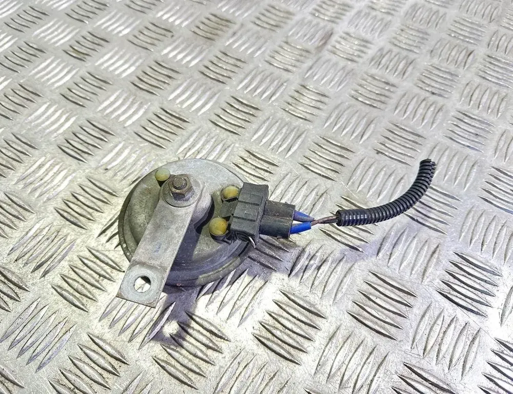 VOLKSWAGEN Fox 2 generation (2003-2009) Hornsignal 6N0951101 34988392