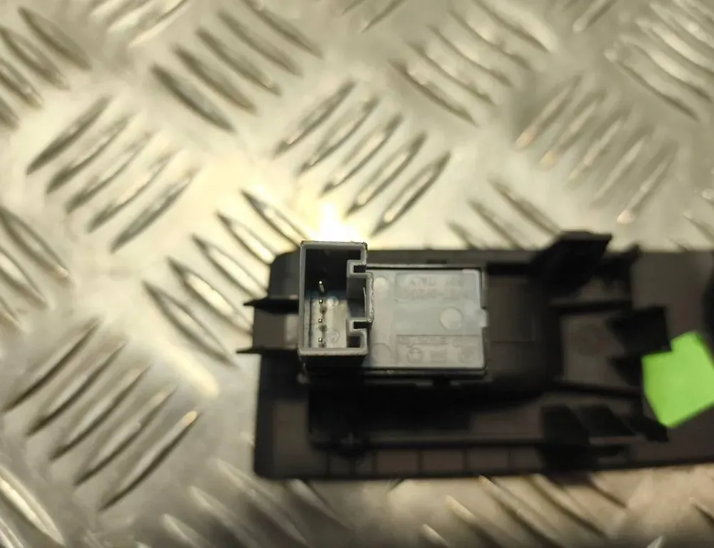 VOLKSWAGEN Passat B7 (2010-2015) Vänster bakdörr fönsterkontrollbrytare 3AA868749 34062661