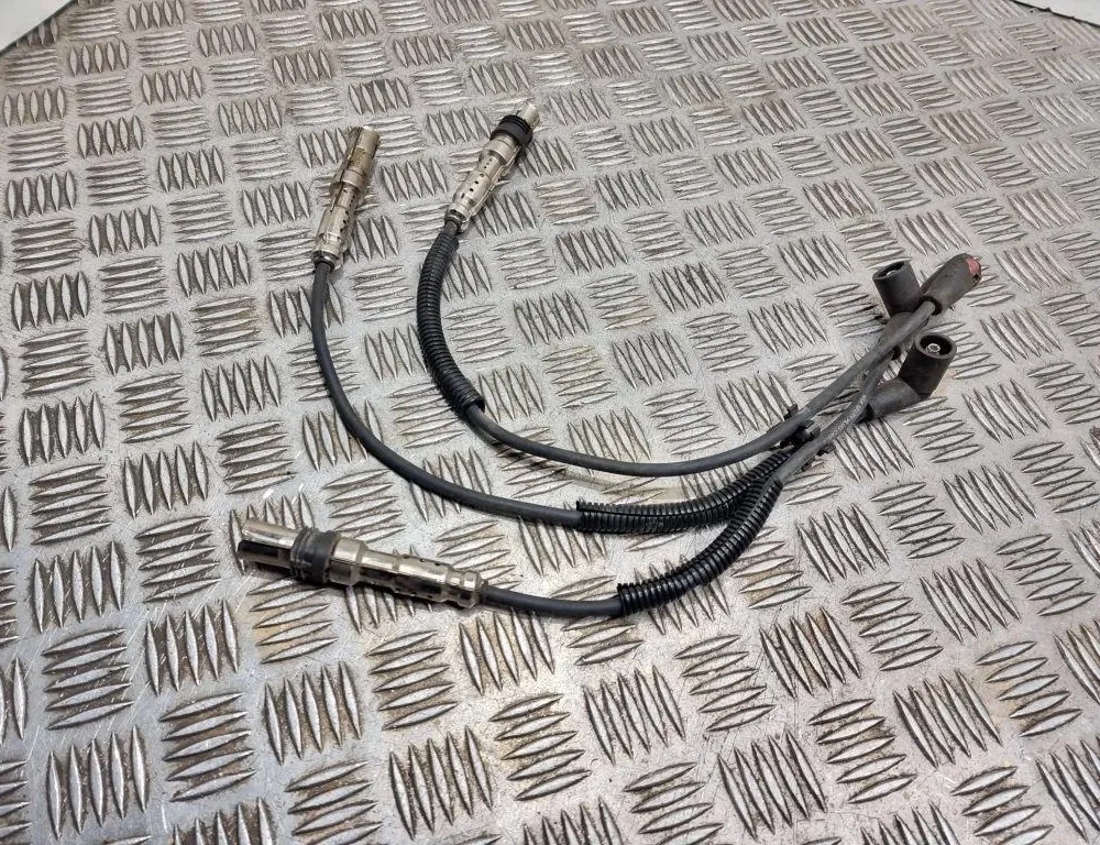 VOLKSWAGEN Golf 6 generation (2008-2015) Högspänningständningskabel (kontaktkabel) 34988409