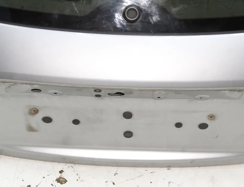 NISSAN Juke YF15 (2010-2020) Baklucka bak KY0 33525247