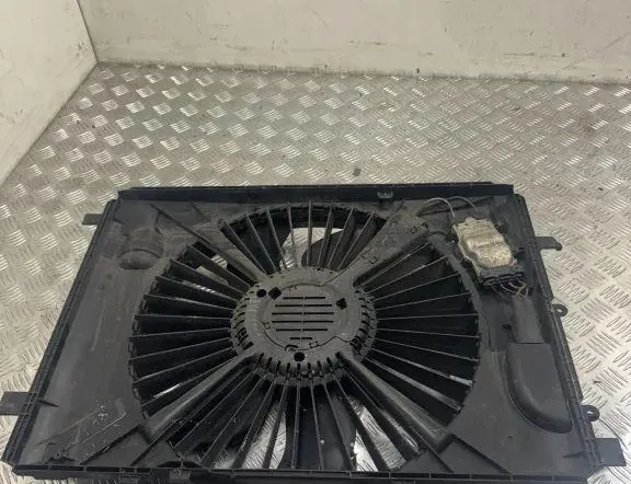 MERCEDES-BENZ C-Class W204/S204/C204 (2004-2015) Motorkylare kylare 3135103789 33292729