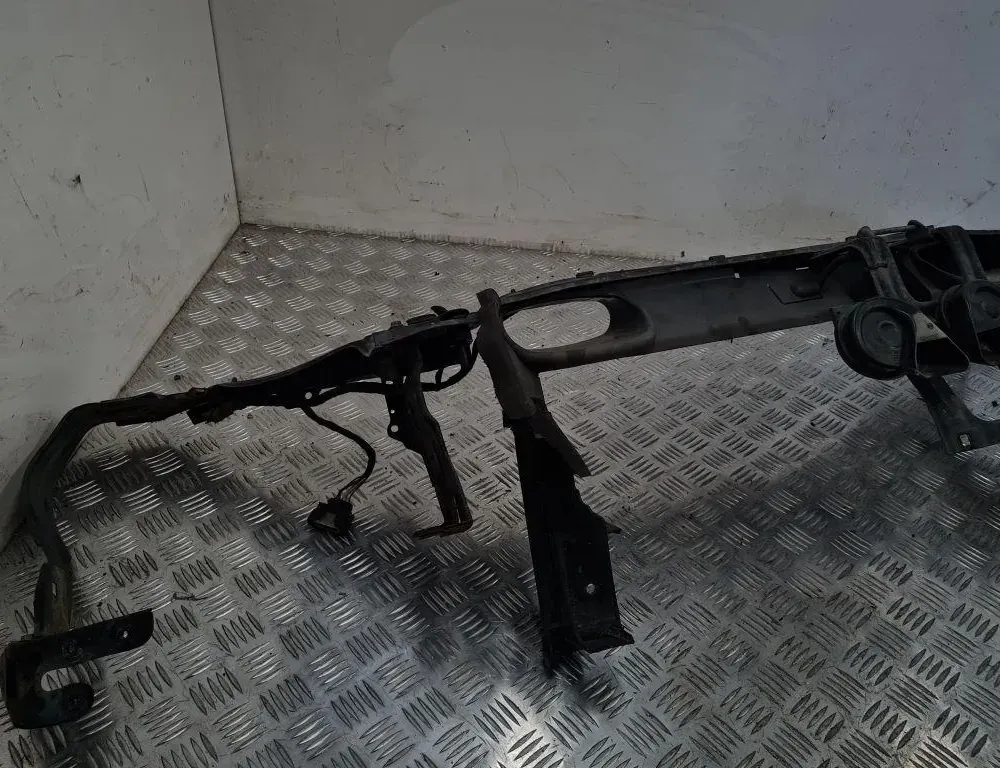 MERCEDES-BENZ C-Class W204/S204/C204 (2004-2015) Kylningsdelar 33294140