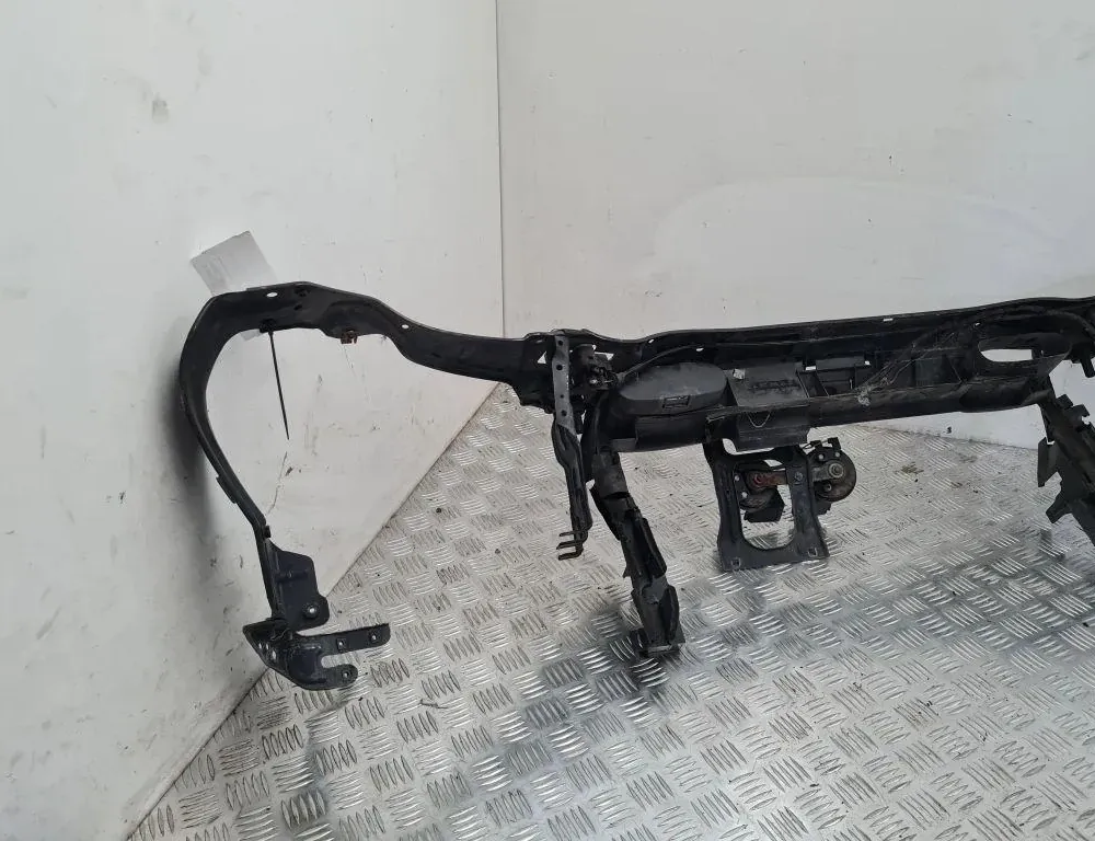 MERCEDES-BENZ C-Class W204/S204/C204 (2004-2015) Kylningsdelar 33294140