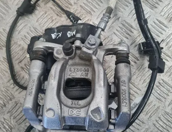 MERCEDES-BENZ GLA-Class H247 (2019-2024) Bromsok vänster bak 33309900