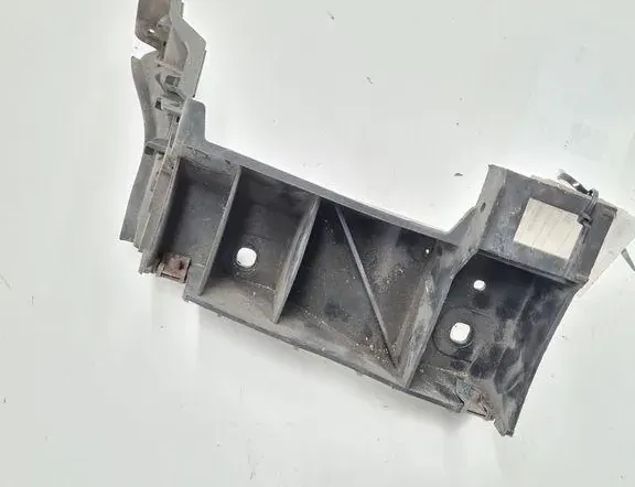 VOLKSWAGEN Polo 4 generation (2001-2009) Bakre höger stötfångarfäste 6Q6807376 33390094