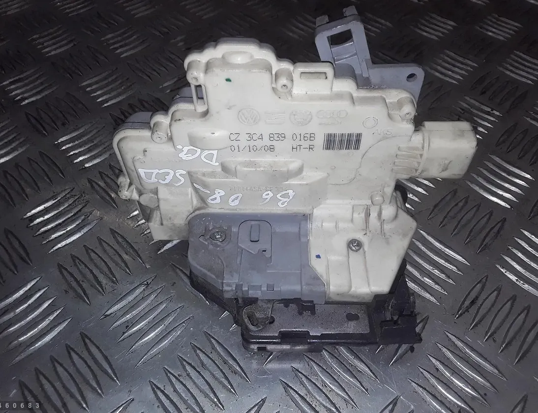 VOLKSWAGEN Passat CC 1 generation (2008-2017) Höger bakdörr mittlås 3c4839016b 28639581