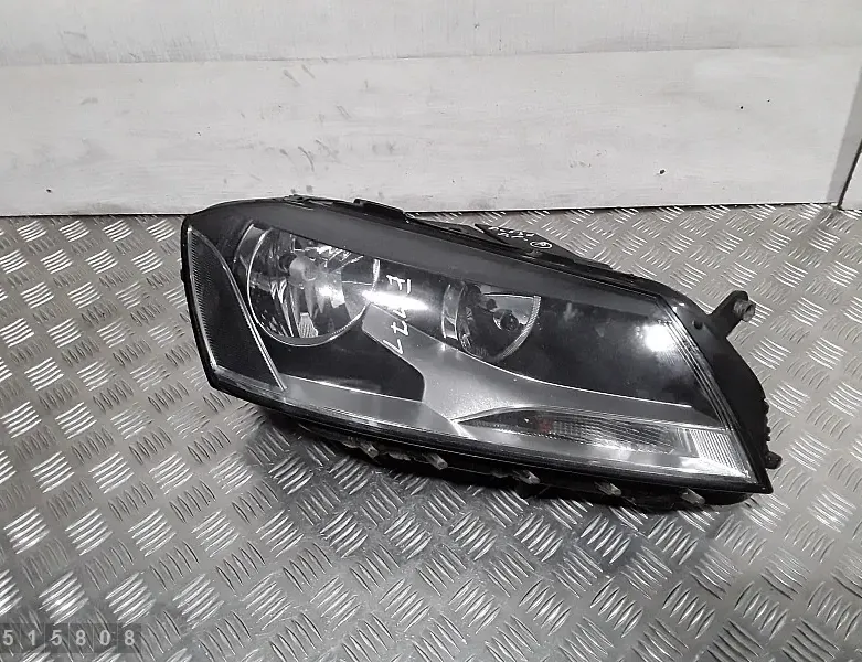 VOLKSWAGEN Passat B8 (2014-2023) Fram höger strålkastare 3ac941006 33502608