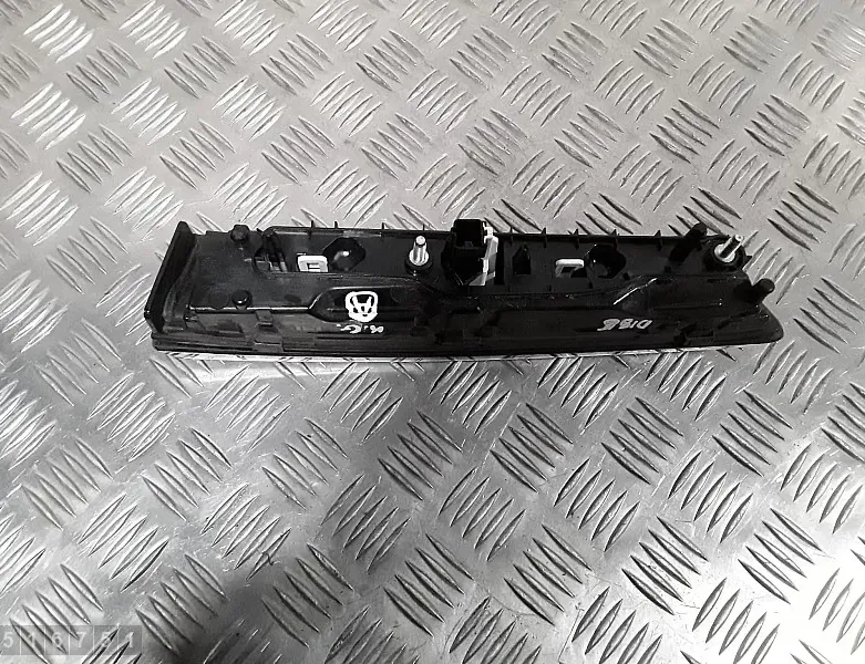 PEUGEOT Partner 2 generation (2008-2023) Höger Baklucka Bakljus 9833944480 33532810