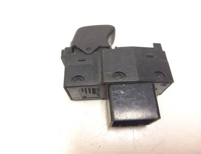 VOLVO V70 2 generation (2000-2008) Bakre höger dörrfönsterkontrollbrytare 30658696 20545794
