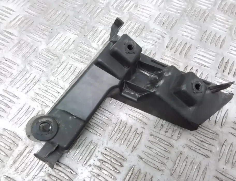 VOLVO V70 3 generation (2007-2020) Bakre vänster stötfångarfäste 30678650 30373283