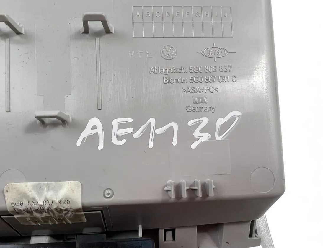 VOLKSWAGEN Variant VII TDI (2014-2024) Interiörbelysning 5G0868837 33356611