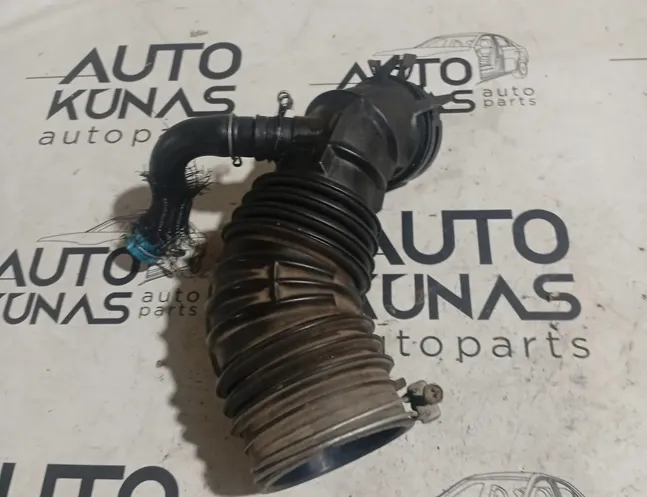 TOYOTA Corolla Verso 1 generation (2001-2009) Lufttillförsel slangrör 17880-0R010 34984986