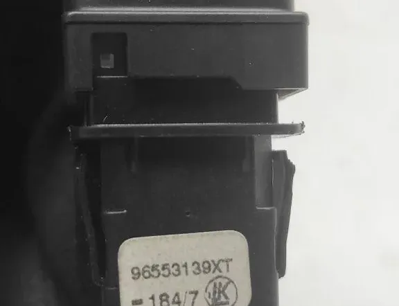 CITROËN C4 Picasso 1 generation (2006-2013) Parkeringshjälpsomkopplare 96553139XT 33241020