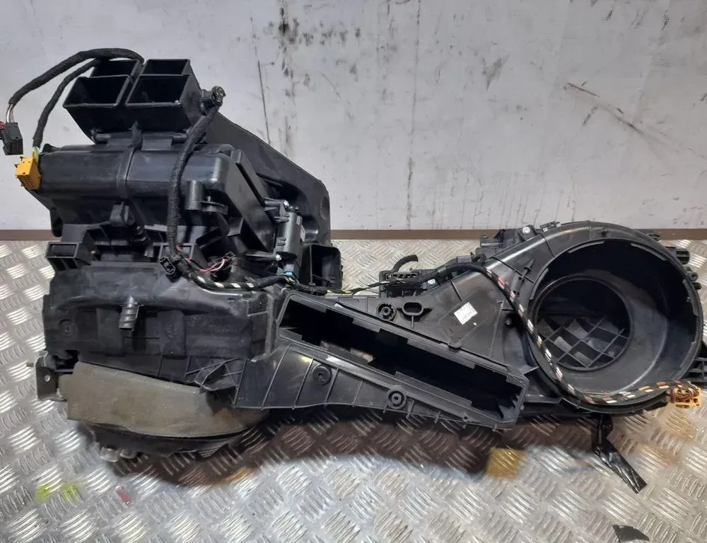 VOLKSWAGEN Passat B7 (2010-2015) Innervärmare 561820003AG 33407855