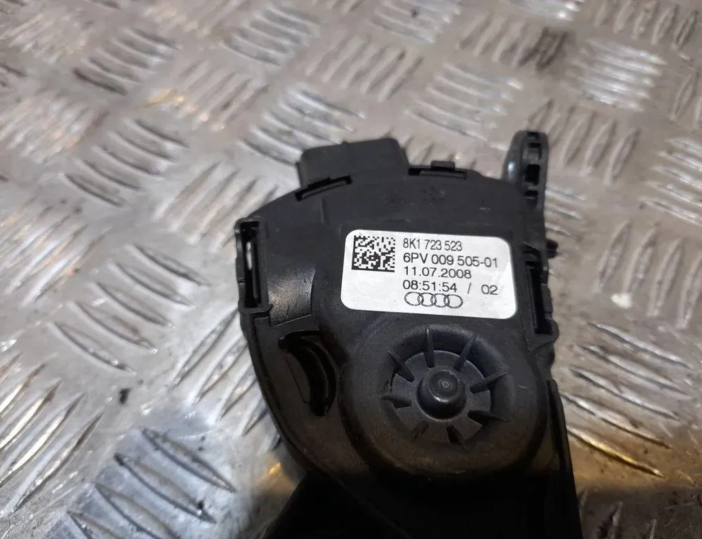 AUDI A6 C6/4F (2004-2011) Gaspedal 8K1723523 33408107