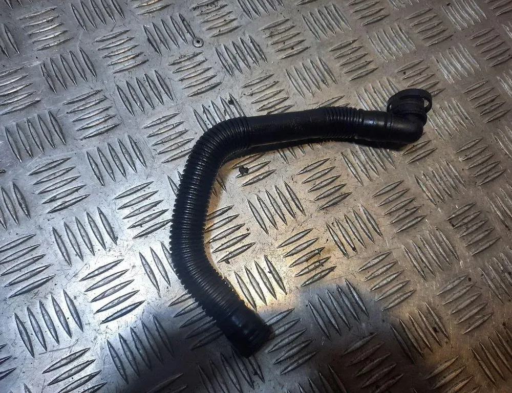 AUDI TT 8J (2006-2014) Luftningsslang 1K0129637D 33413269
