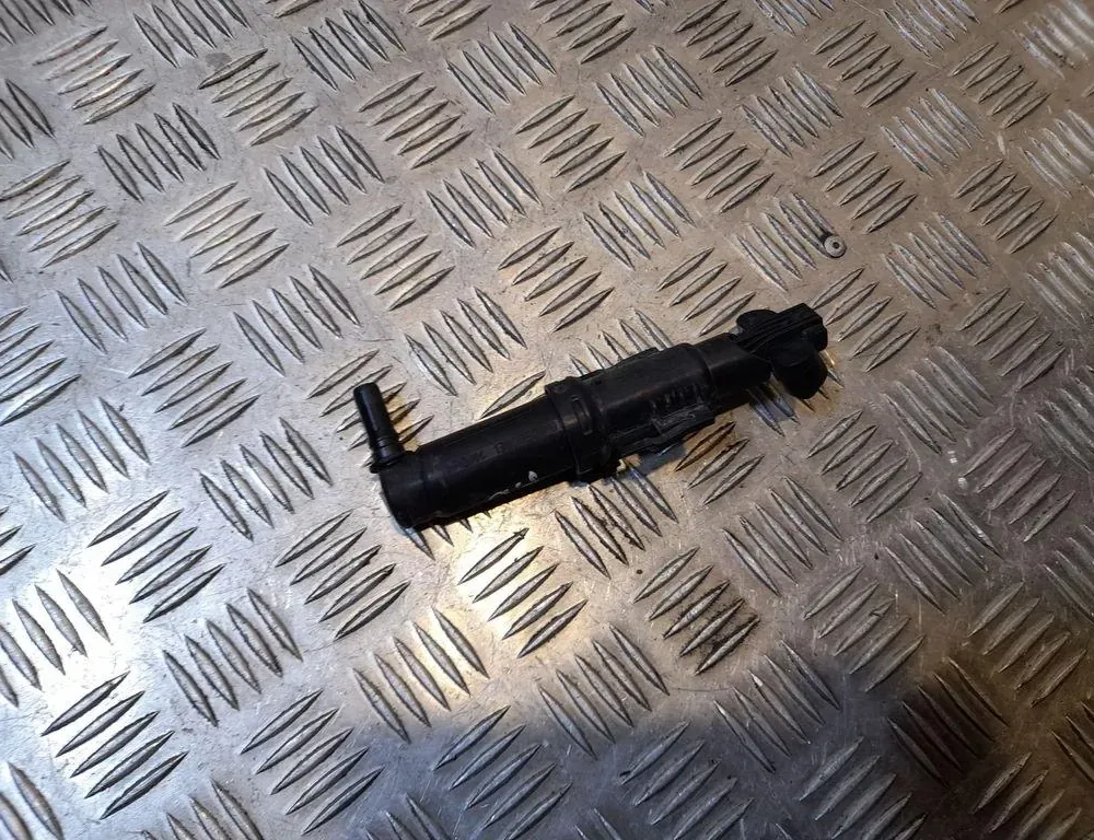 BMW 7 Series F01/F02 (2008-2015) Strålkastarspolarmotor 61677178744 33415721