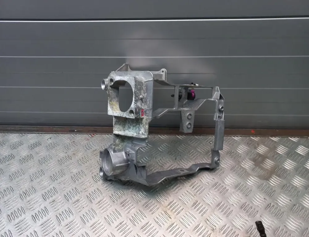 AUDI Q5 8R (2008-2017) Bromspedalhållare 8K1721117 33420702