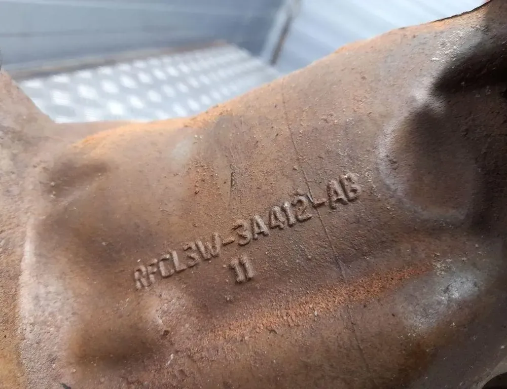 FORD USA F-150 13 generation (2015-2021) Främre överföringsväska RFCL3W3A412AB 33429763