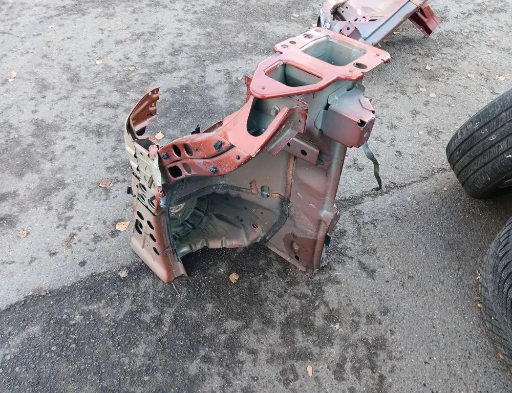 CHRYSLER Pacifica 2 generation (RU) (2016-2023) Främre höger fjärdedel 33446183