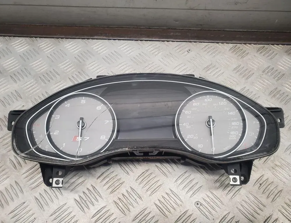 AUDI A7 C7/4G (2010-2020) Hastighetsmätare 4G8920985H 33447373