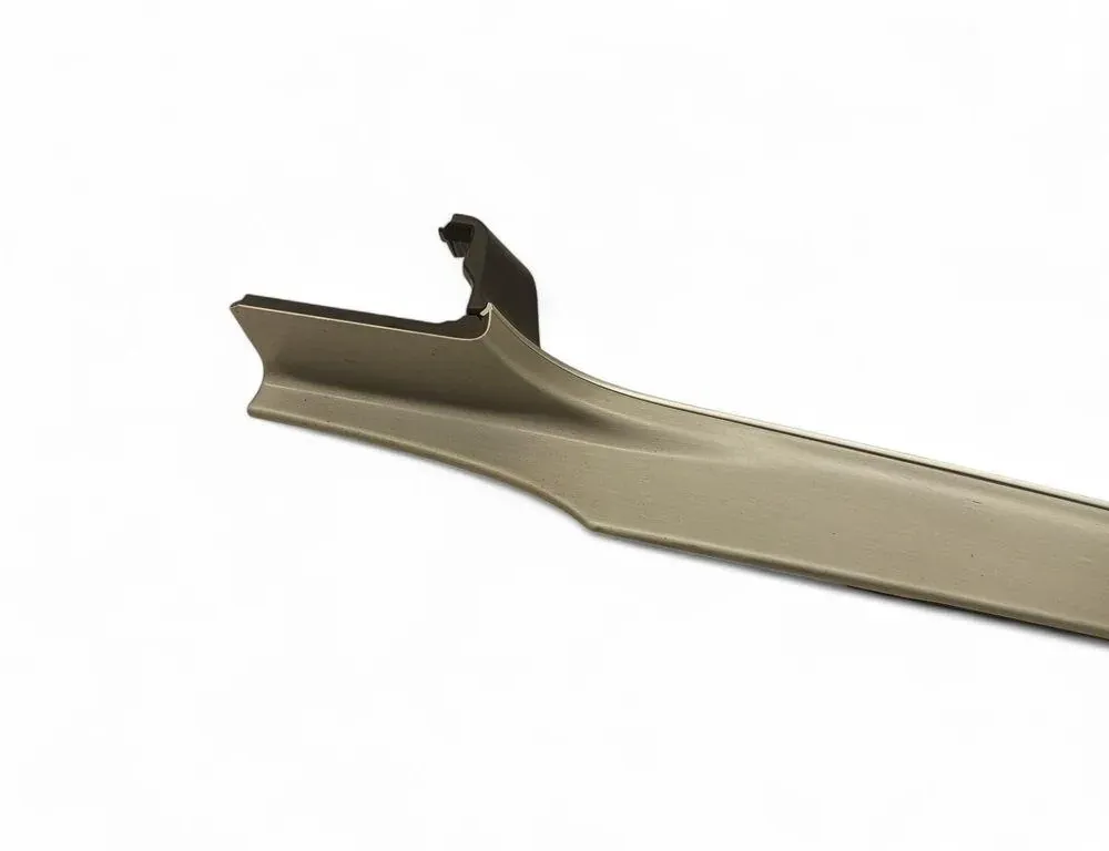 MERCEDES-BENZ GLC X253 (2015-2024) Panelbeklädnad sköld A2056804871 33457346