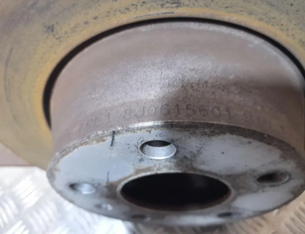 AUDI TT 8J (2006-2014) Vänster bakbromsskiva 8J0615601 33483920