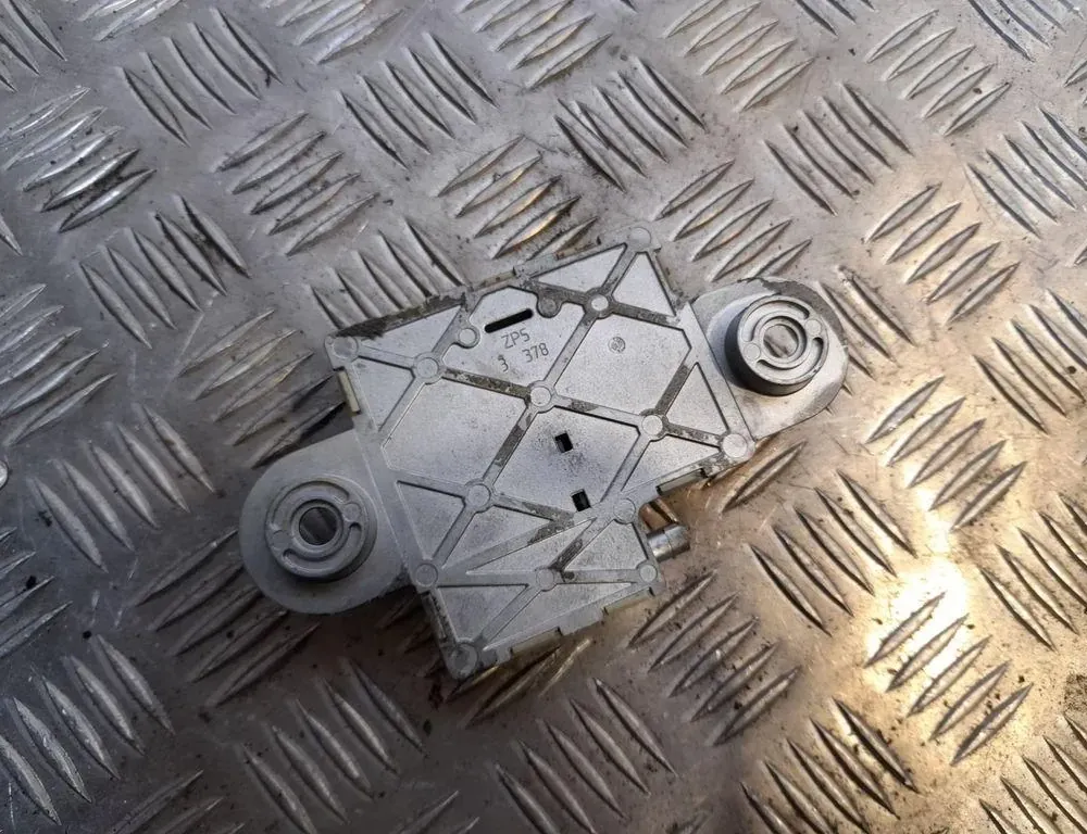 BMW 5 Series F10/F11 (2009-2017) Bootlid antennförstärkare 6935024 33485233