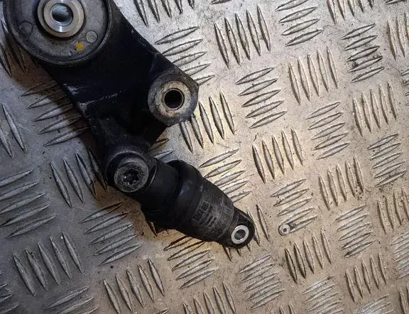 PORSCHE Panamera 970 (2009-2016) Bältesspännare 94810236123 33485456