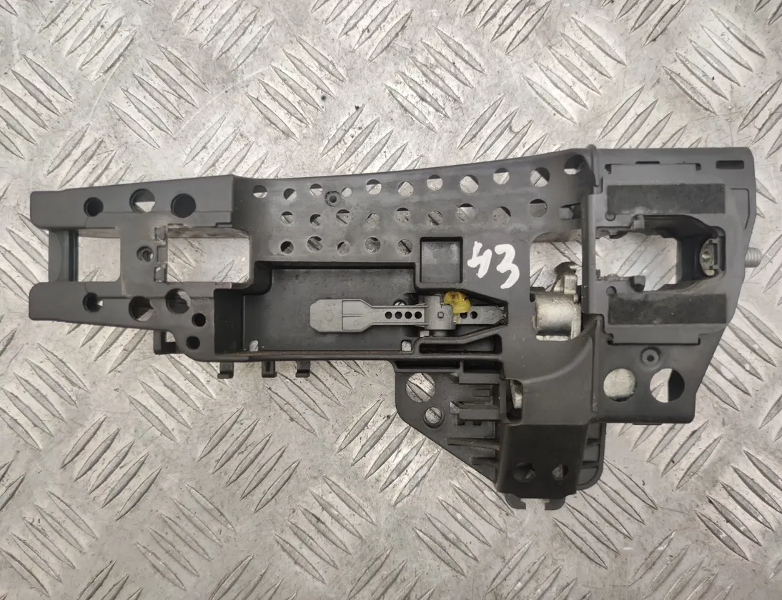 AUDI A8 D4/4H (2010-2018) Vänster bakdörr inre handtagsram 4H0837885 16924324