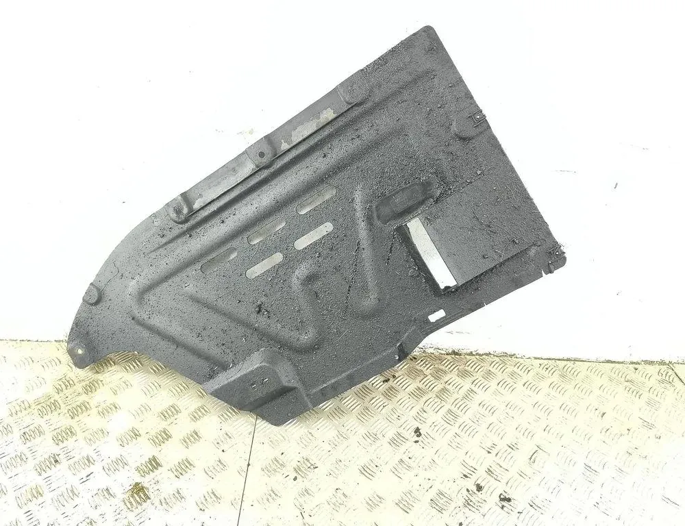 BMW 3 Series E90/E91/E92/E93 (2004-2013) Bakre mittenbottenskydd 7059388 33114612