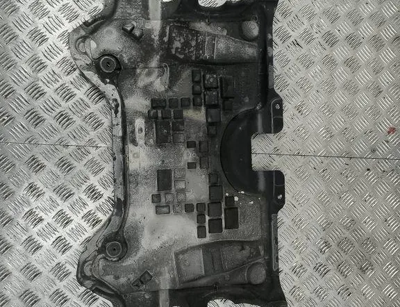 MERCEDES-BENZ C-Class W204/S204/C204 (2004-2015) Motorkåpa A2045203223 33133948