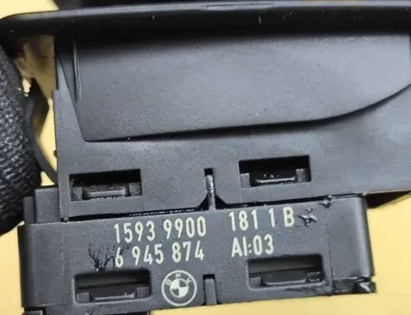 BMW 3 Series E90/E91/E92/E93 (2004-2013) Främre höger dörrfönsterbrytare 1811B,6945874 33133961