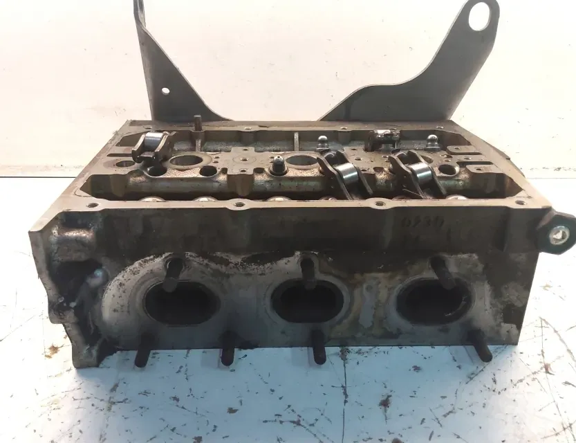 VOLKSWAGEN Polo 4 generation (2001-2009) Motorns cylinderhuvud 03E103373C 33480619