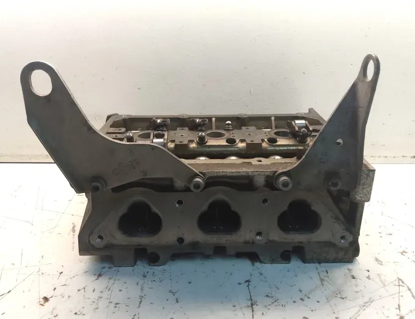 VOLKSWAGEN Polo 4 generation (2001-2009) Motorns cylinderhuvud 03E103373C 33480619