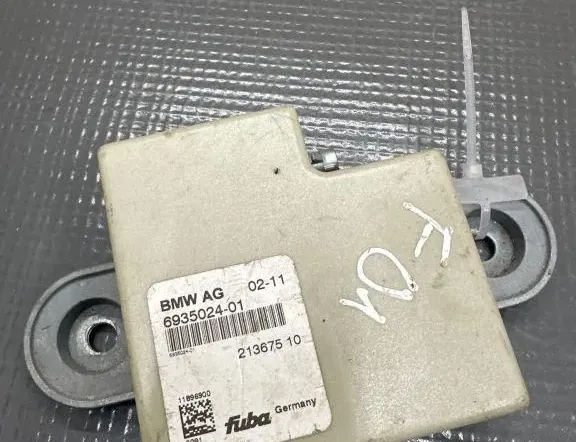 BMW 7 Series F01/F02 (2008-2015) Bootlid antennförstärkare 6935024,21367510 33143880