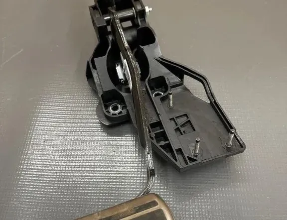 PEUGEOT 508 2 generation (2018-2023) Bromspedal 9824805180 33161834