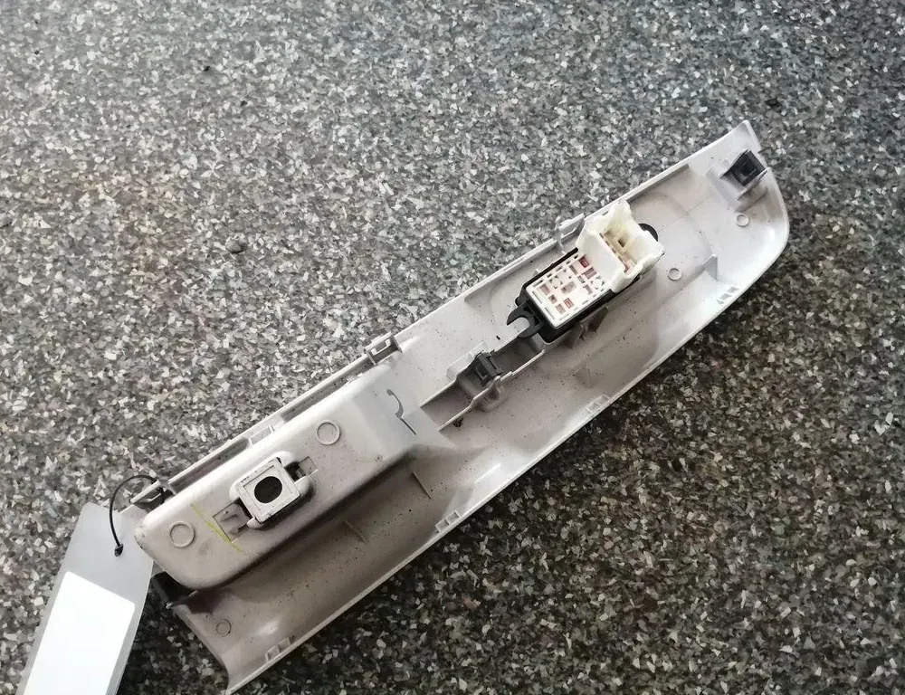 SUBARU Impreza 3 generation (2007-2014) Vänster bakdörr fönsterkontrollbrytare 94266FG500 33856651