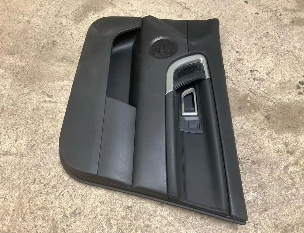 LAND ROVER Discovery Sport 1 generation (2014-2024) Främre höger dörrpanel NW637F,FK72238A00 33379972