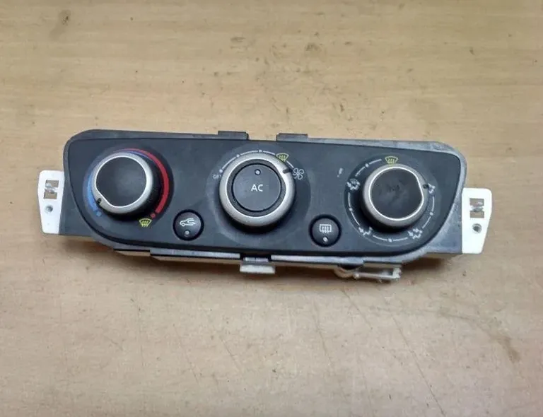 RENAULT Megane 3 generation (2008-2020) Andra styrenheter T1001786G 33251136