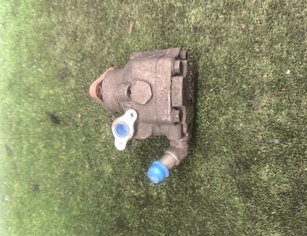 VOLKSWAGEN Amarok 1 generation (2010-2022) Servostyrningspump 7E0422154E,15095309 34246303