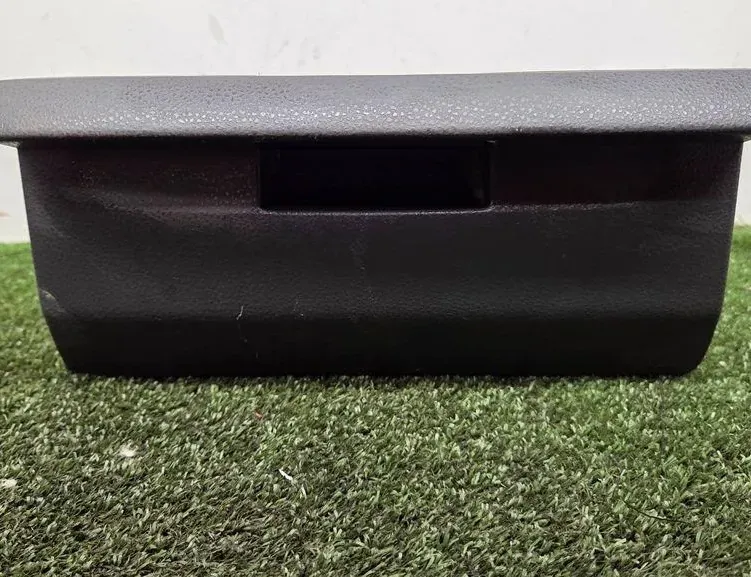 VOLKSWAGEN Amarok 1 generation (2010-2022) Andra trimdelar 6Q0882602A 34249542