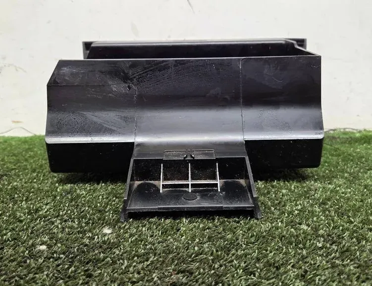 VOLKSWAGEN Amarok 1 generation (2010-2022) Andra trimdelar 6Q0882602A 34249542