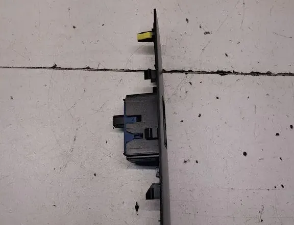 TOYOTA Avensis 3 generation (2009-2020) Vänster bakdörr fönsterkontrollbrytare 7427205050,8481005070 34242000