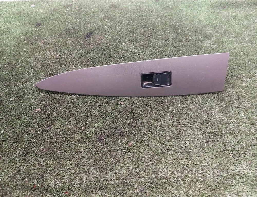 TOYOTA Avensis 3 generation (2009-2020) Vänster bakdörr fönsterkontrollbrytare 7423105180,7423105220 34247871