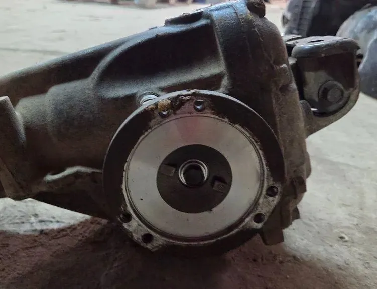 VOLKSWAGEN Amarok 1 generation (2010-2022) Främre överföringsväska 34249869