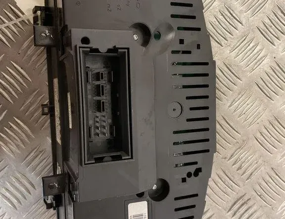 VOLKSWAGEN Caddy 3 generation (2004-2015) Hastighetsmätare A2C53023102 31608298