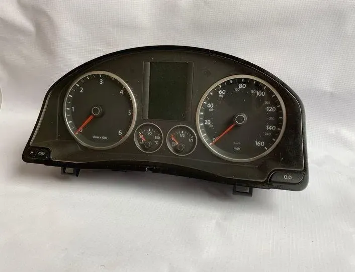 VOLKSWAGEN Tiguan 1 generation (2007-2017) Hastighetsmätare V0004000,A2C53023102,5N0920970D 21446379