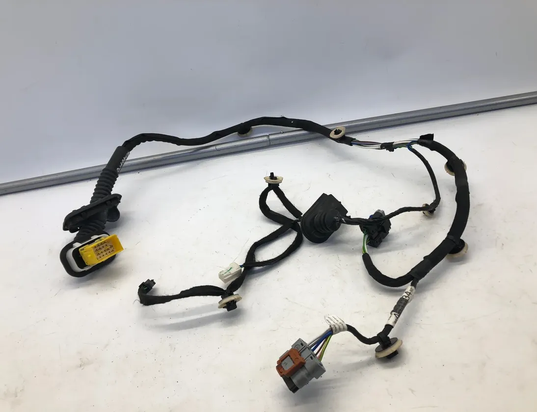 OPEL Mokka 2 generation (2021-2023) Kablar till höger bakdörr 9846103480 33377564