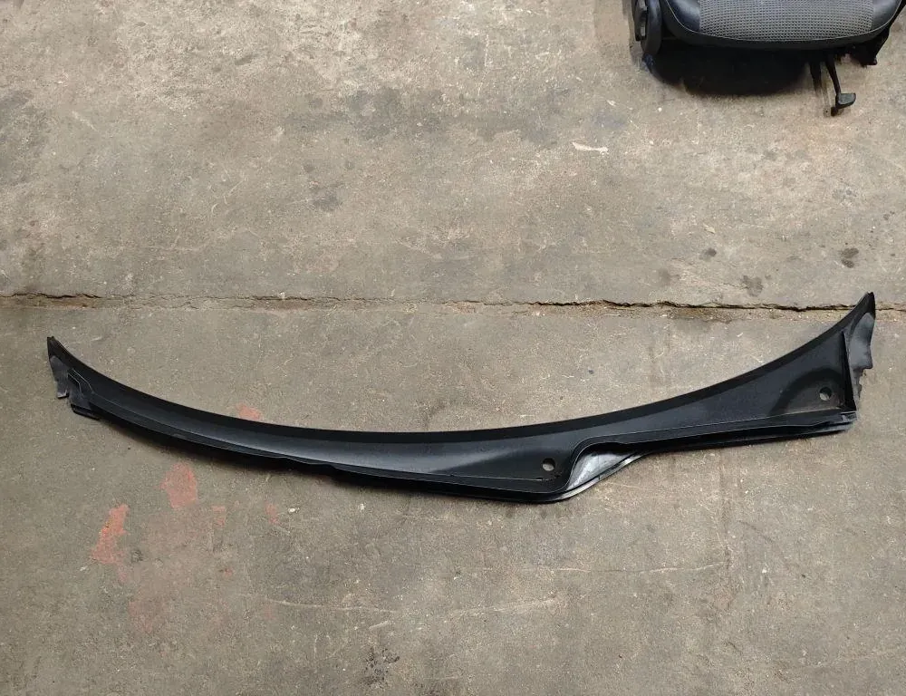 AUDI A6 C6/4F (2004-2011) Trim för främre torkarkåpa 4G1819403 34044309